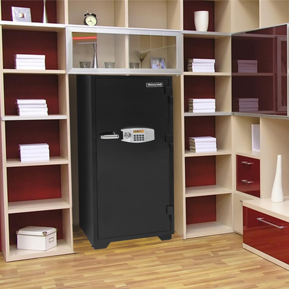Honeywell 2120 Steel Fire and Security Safe (5.33 cu ft.) - Image 3